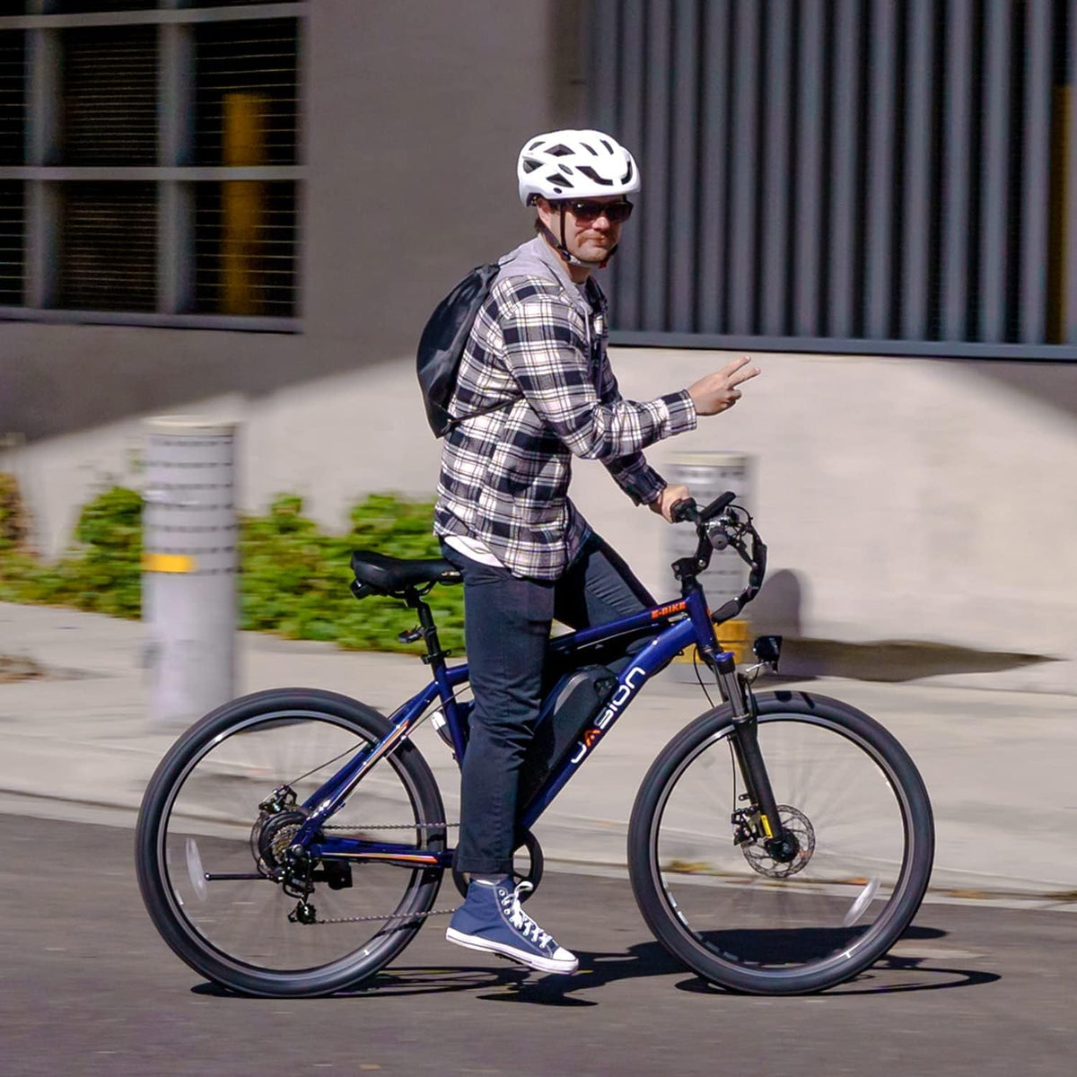 500W Electric Bike with 40-Mile Range and 20 MPH Top Speed - Model EB5