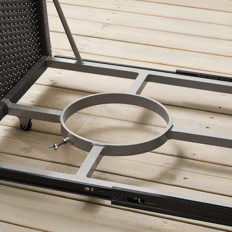 Metal 4-Person Seating Group with Cushions