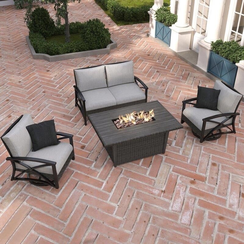 Metal 4-Person Seating Group with Cushions