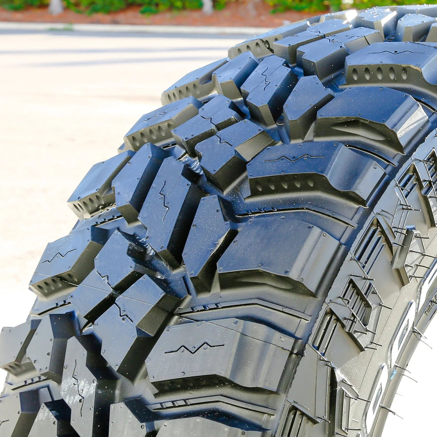 LT275/70R18 125/122P E 10-Ply Mud-Terrain Tires - Set of 4