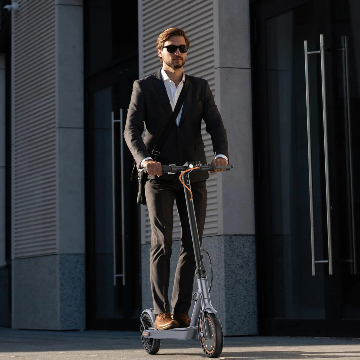 350W/500W Electric Scooter with Solid Tires and Dual Braking